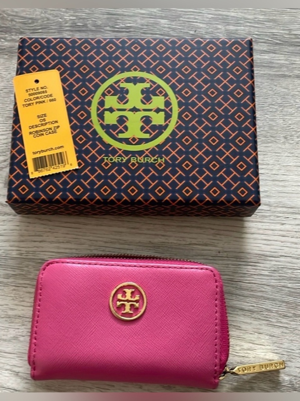 TORY BURCH ROBINSON ZIP WALLET